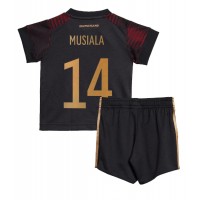 Billiga Tyskland Jamal Musiala #14 Barnkläder Borta fotbollskläder till baby VM 2022 Kortärmad (+ Korta byxor)
